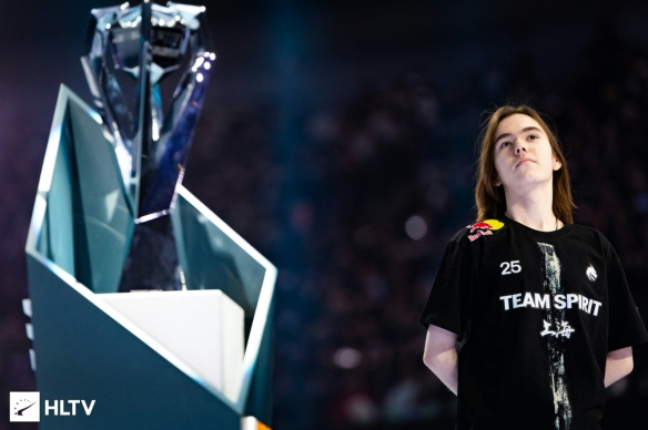 2025KPL夏季赛常规赛第二周最佳选手&最佳阵容