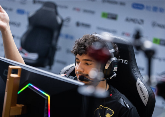 aurora 签下 Eternal Fire 阵容