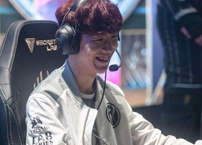 全明星LPL遭LCK暴捶，整活也不是这么个玩法